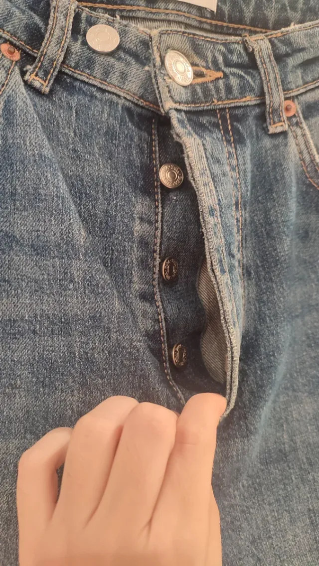 Tejanos Zara con rotos