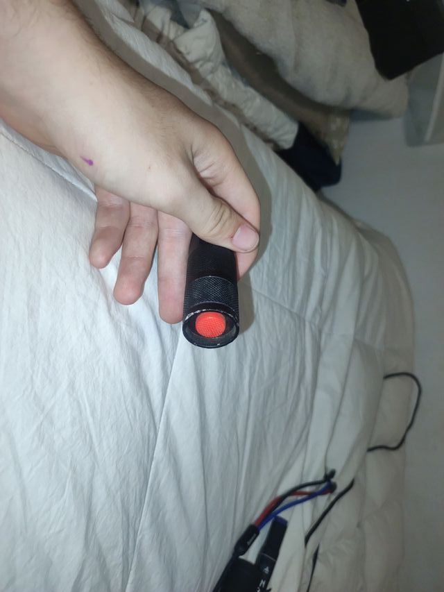 Linterna DarkBeam  Con batería o Pilas incluidas