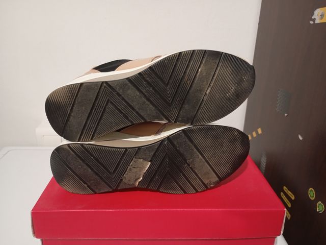 Sneakers Mariamare beige e argento taglia 38