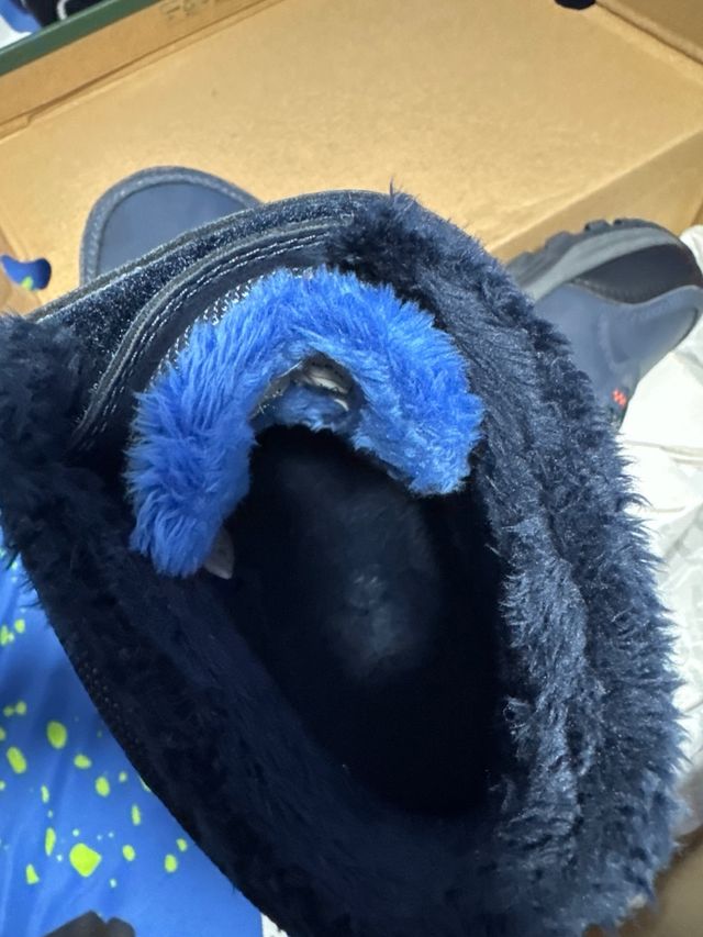 Zapatos niño azul y naranja