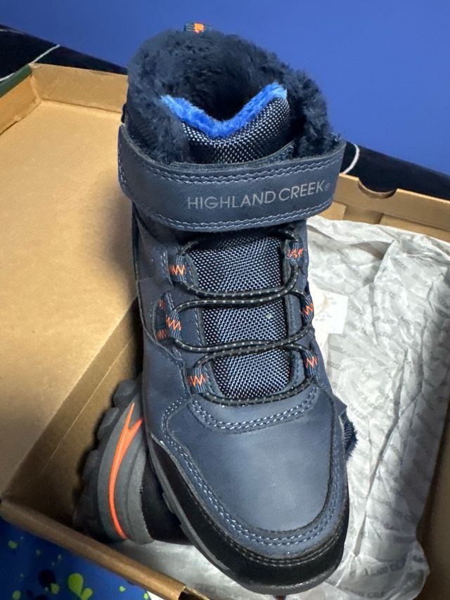 Zapatos niño azul y naranja