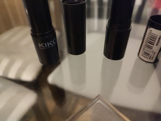 Lote 3pintalabios Kiko Milano+sombra de ojos+afila