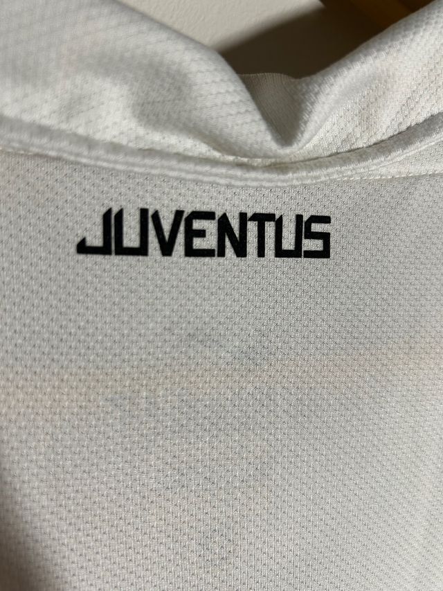Camiseta Juventus visitante 2010/2011 – Talla L