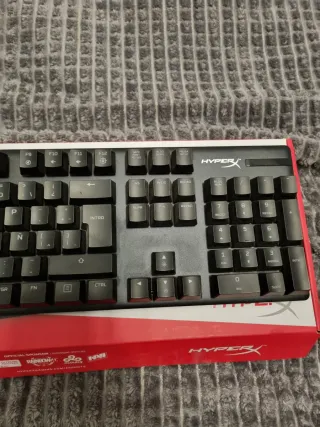 Pack Teclado y Mouse Gamer HyperX