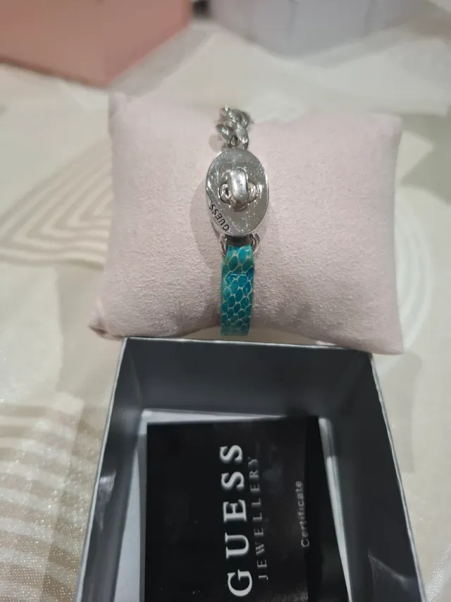 Pulsera Guess Plata y Turquesa