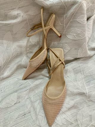 Sandalias Zara Talla 40 Beige Malla