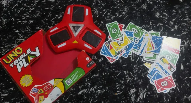 UNO Triple Play Juego de Cartas