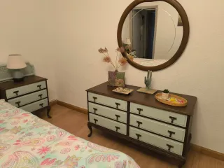 Cómoda de dormitorio vintage