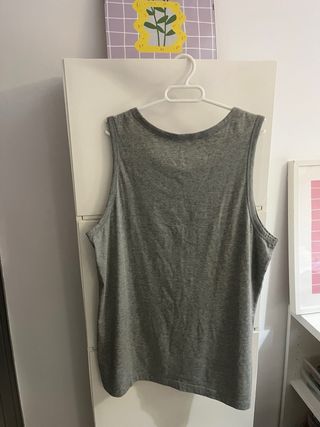 Camiseta Nike Gris