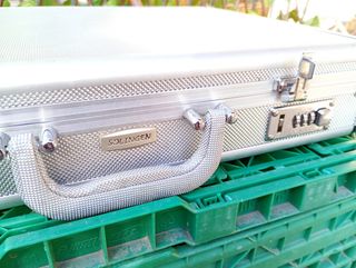 Maletín Solingen aluminio - Cierres combinación