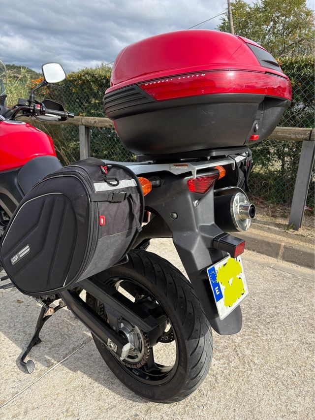 Suzuki V-Strom 650 2005