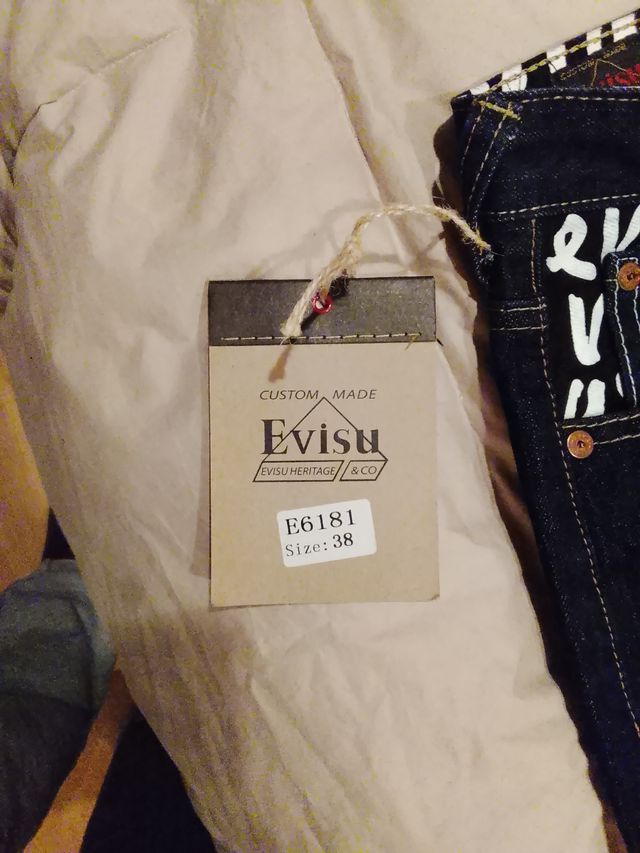Pantalones Evisu