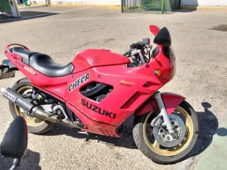 Suzuki GSX 600 F Moto