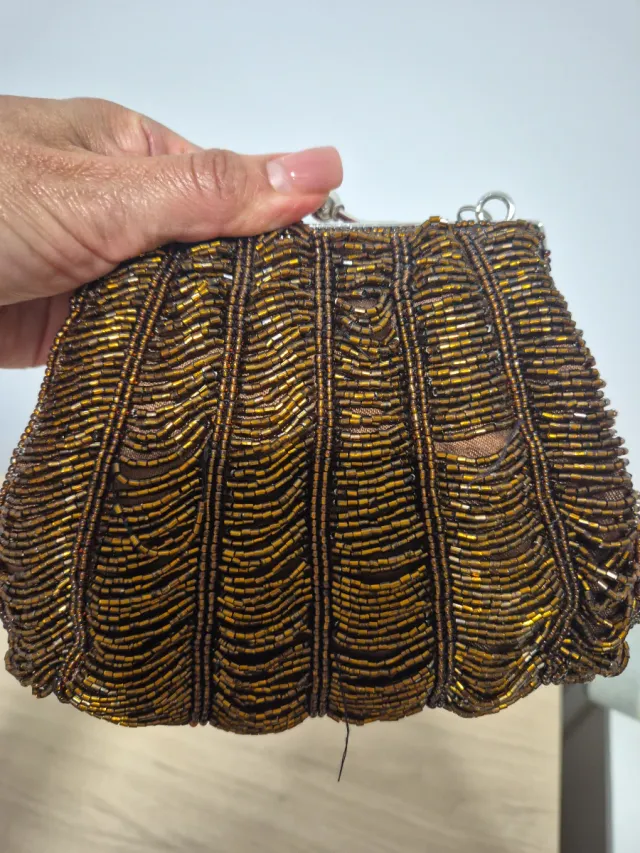 Bolso pequeño de mano, de fiesta con pedrería