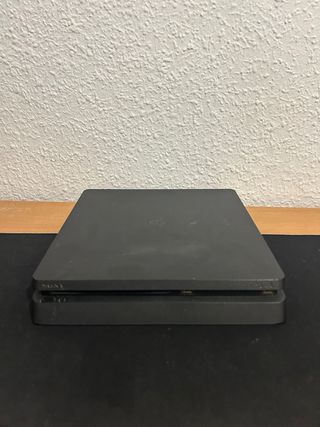 PS4 (PlayStation 4) + 3 Juegos + Mando