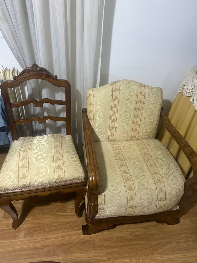 Conjunto Silla y Butacón Vintage Madera y Tela