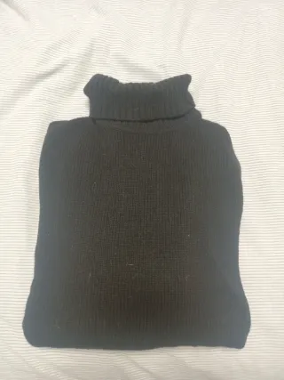 Jersey cuello alto negro hombre talla M