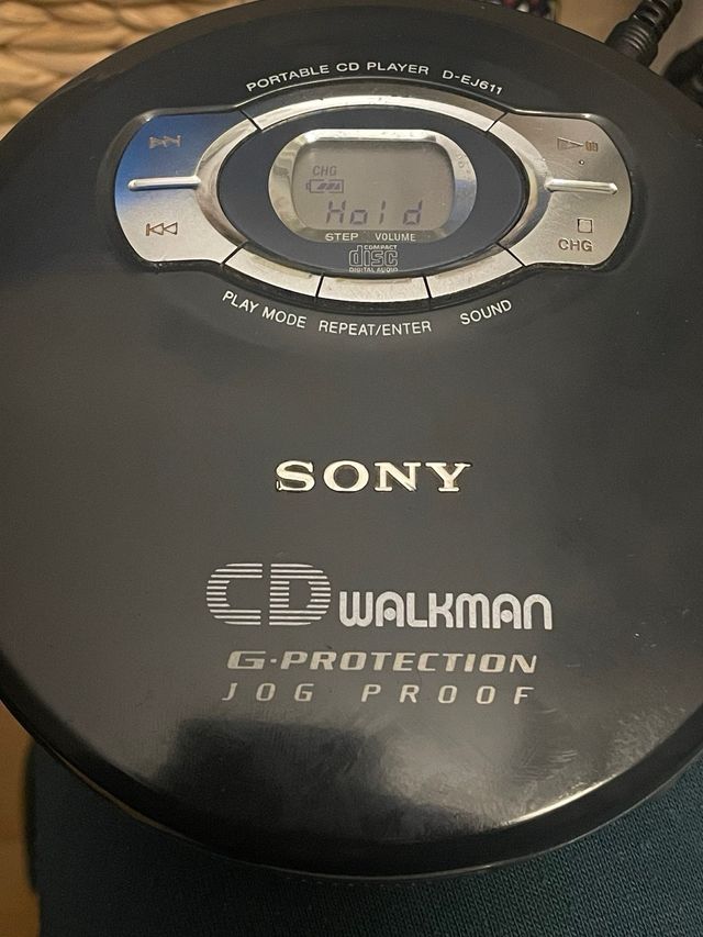 Lettore CD Sony Walkman modello D-EJ611