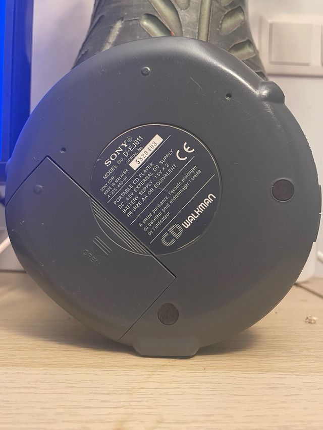 Lettore CD Sony Walkman modello D-EJ611
