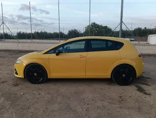 SEAT Leon Cupra 240