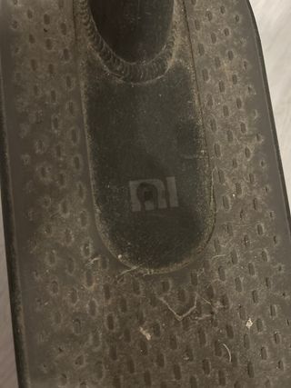 Patinete Eléctrico Xiaomi, con ruedas anti-pinchaz