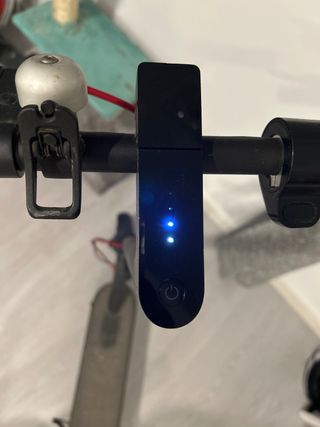 Patinete Eléctrico Xiaomi, con ruedas anti-pinchaz