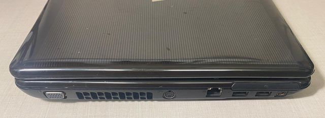 PC Portatile Toshiba Nero Lucido leggi bene