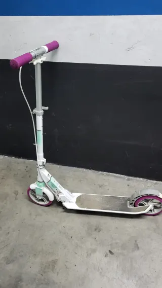 Patinete Oxelo Mid 9 Blanco y Morado