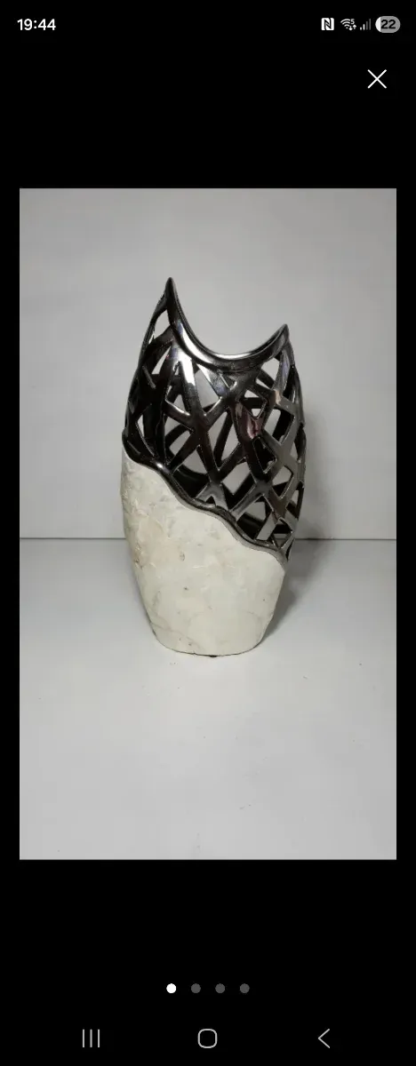 Jarrón decorativo moderno diseño calado plateado