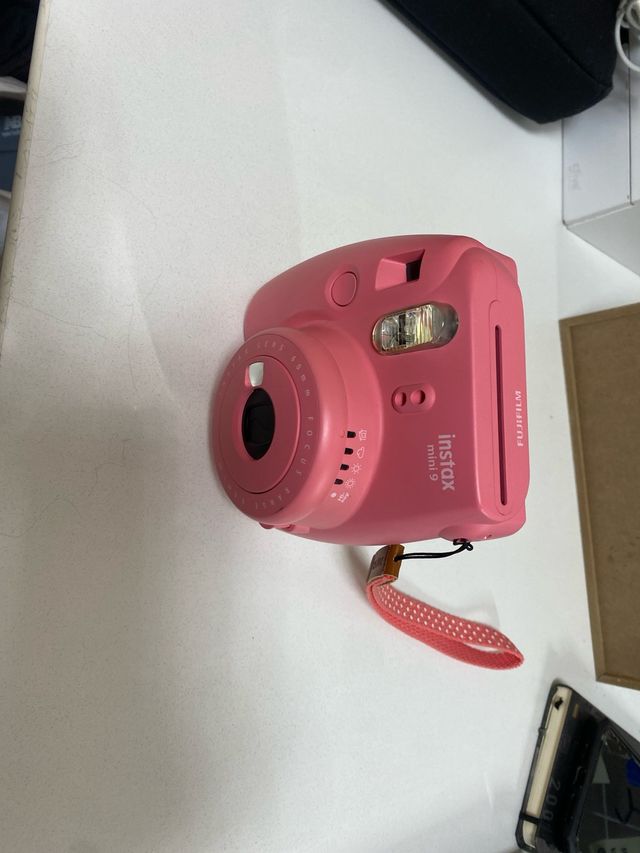 cámara Polaroid instax mini 9