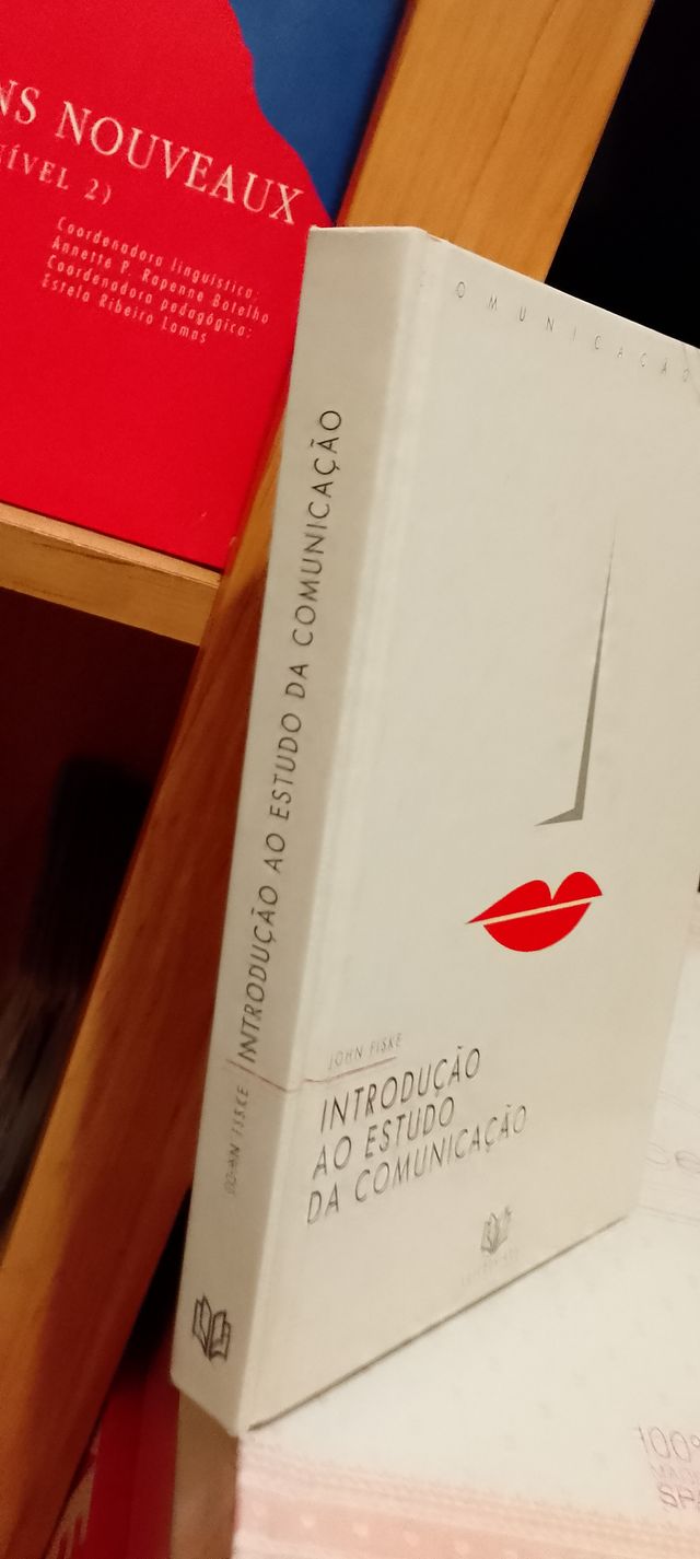 Introdução ao Estudo da Comunicação - John Fiske