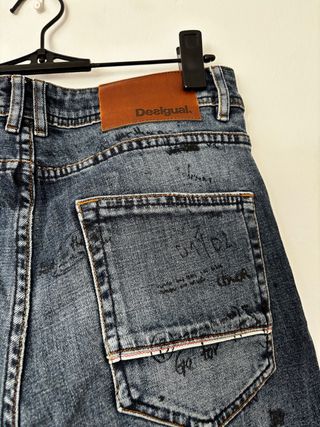 Pantalones vaqueros Desigual