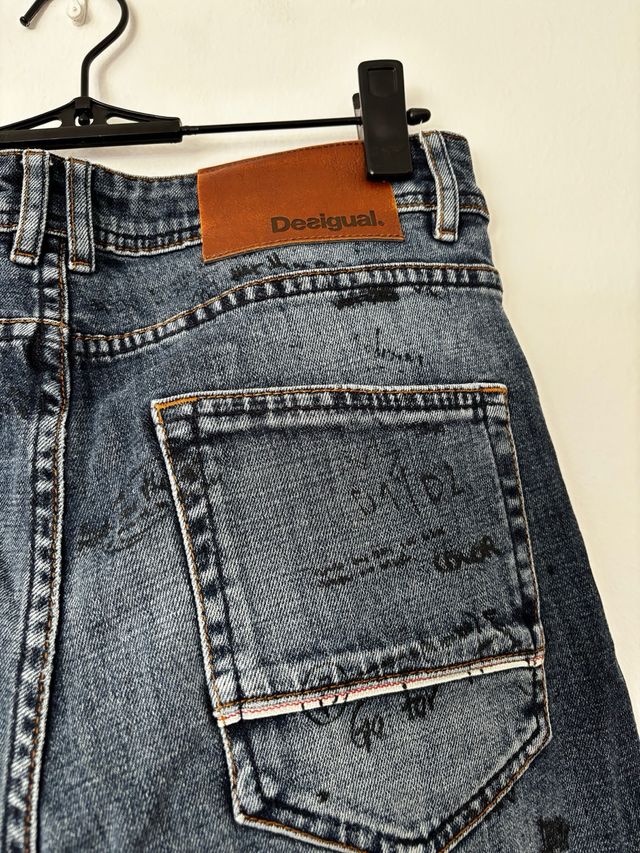 Pantalones vaqueros Desigual