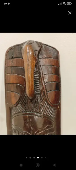 Máscara africana tribal de madera