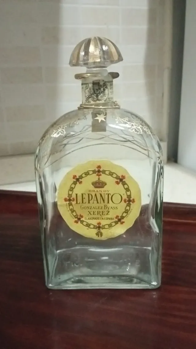 Botella Brandy Lepanto Cristal Dorada