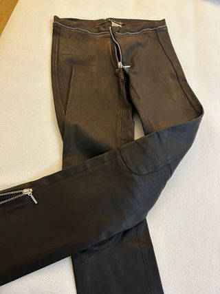 Pantalón recto de cuero negro de mujer vintage