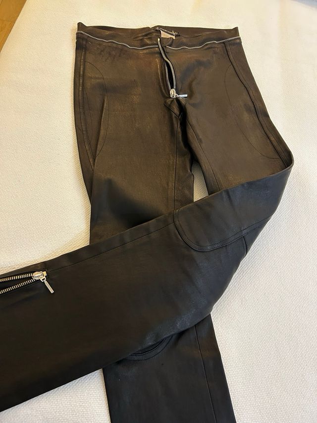 Pantalón recto de cuero negro de mujer vintage 