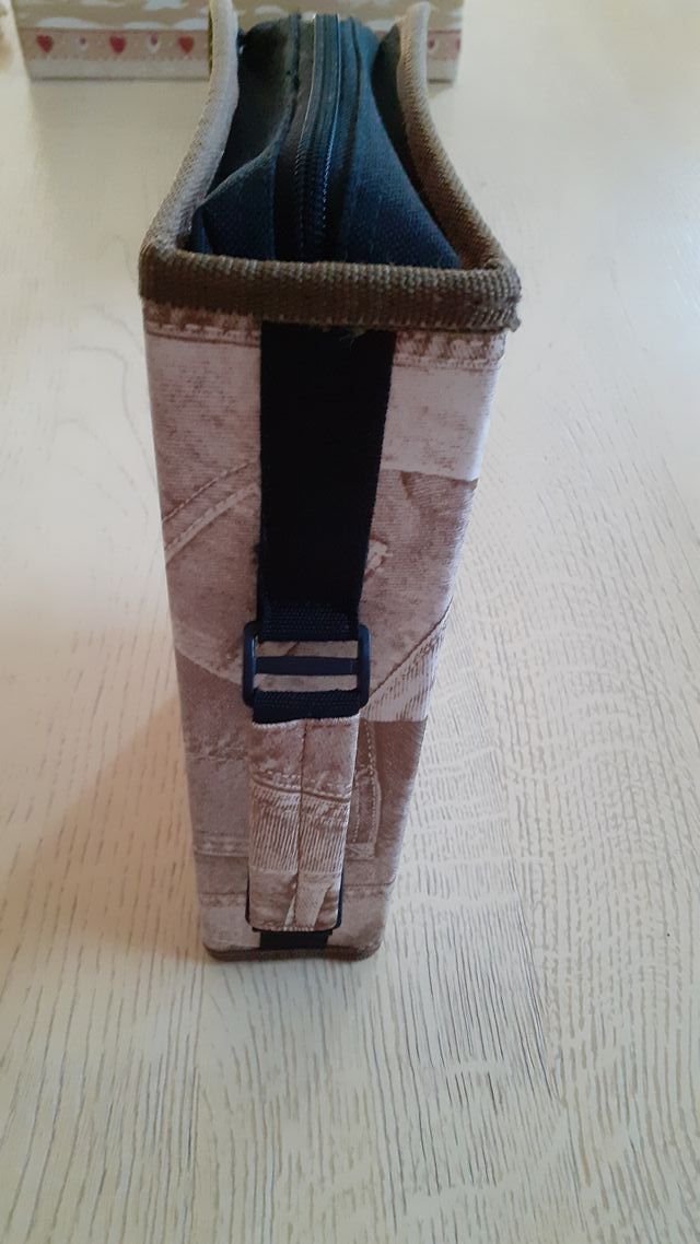 Porta CD/DVD a libro