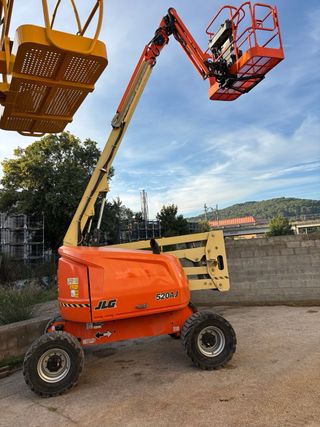Plataforma Elevadora JLG 18m Modelo 520 aj