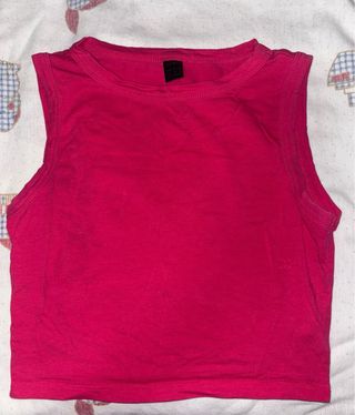 Top rosa SHEIN sin mangas
