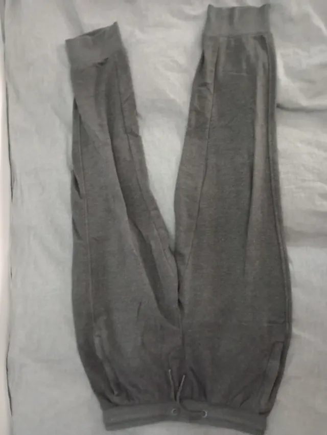 Pantalón chándal Springfield gris oscuro Talla XS