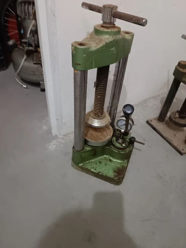 Prensa Hidráulica Industrial