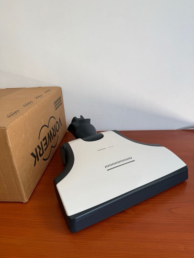 Folletto spazzola multifunzione EB420s