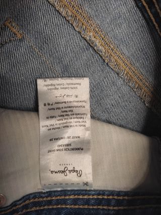 Minifalda vaquera de la marca Pepe Jeans.
