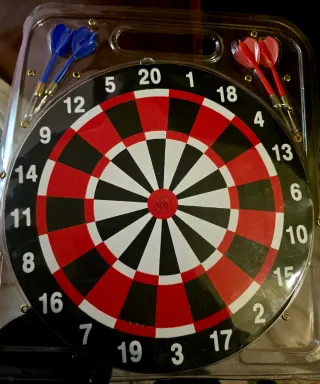 Diana de dardos con dardos