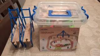 Tren de Madera Juguettos Nenittos 60 Piezas