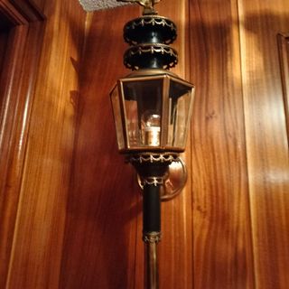 Aplique farol de pared