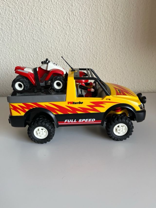 Playmobil Auto 4x4 con quad