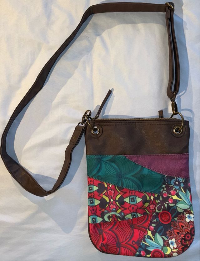 Bolso bandolera y monedero Desigual multicolor