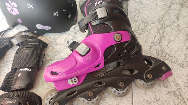 Patines en línea con protecciones. Talla del 35-38